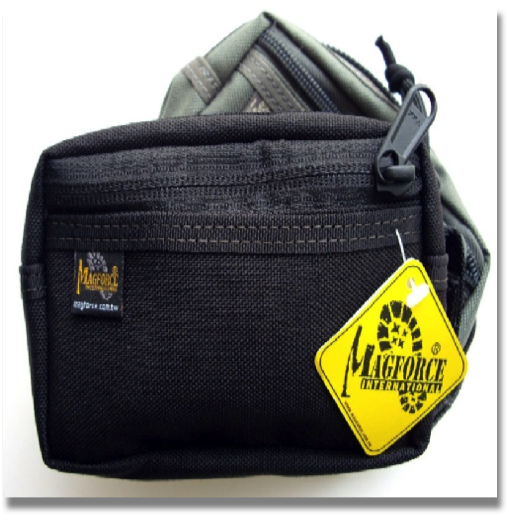 MAGFORCE #0214 5" HORIZONTAL TYPE WAISTPACK
size: 5.5" x 2.5" 3.75"
available colors:
Black and Foliage Green MAGFORCE #0214 5" HORIZONTAL TYPE WAISTPACK
size: 5.5" x 2.5" 3.75"
available colors:
Black and Foliage Green