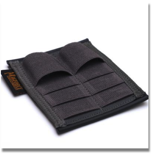 MAGFORCE #3567 CARD ORGANIZER-FOLIAGE GREEN
This is the accessory storage for small items such as SD cards, digital camera battery. Card-sized so not in the way. Back Velcro, so bags of course depending on the material on the inside of the jacket is possible to install.
MAGFORCE #3567 CARD ORGANIZER-FOLIAGE GREEN
This is the accessory storage for small items such as SD cards, digital camera battery. Card-sized so not in the way. Back Velcro, so bags of course depending on the material on the inside of the jacket is possible to install.